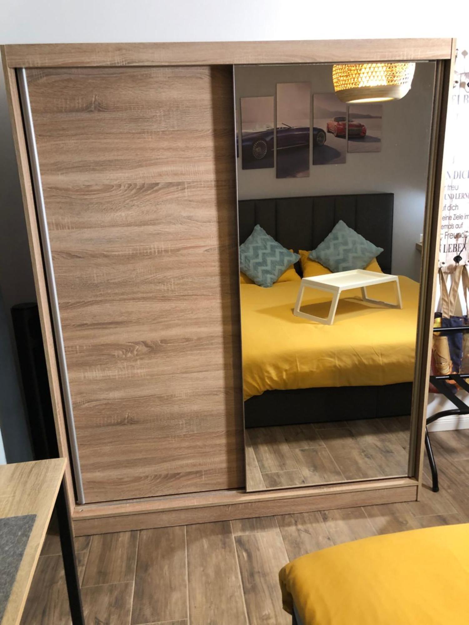 Stylisches Maybach Appartement Mit Terrasse Fuer 5 Personen, 5 Betten, Grosse Kochinsel, Homeoffice Mit 250Mbit Wlan Aidlingen Esterno foto