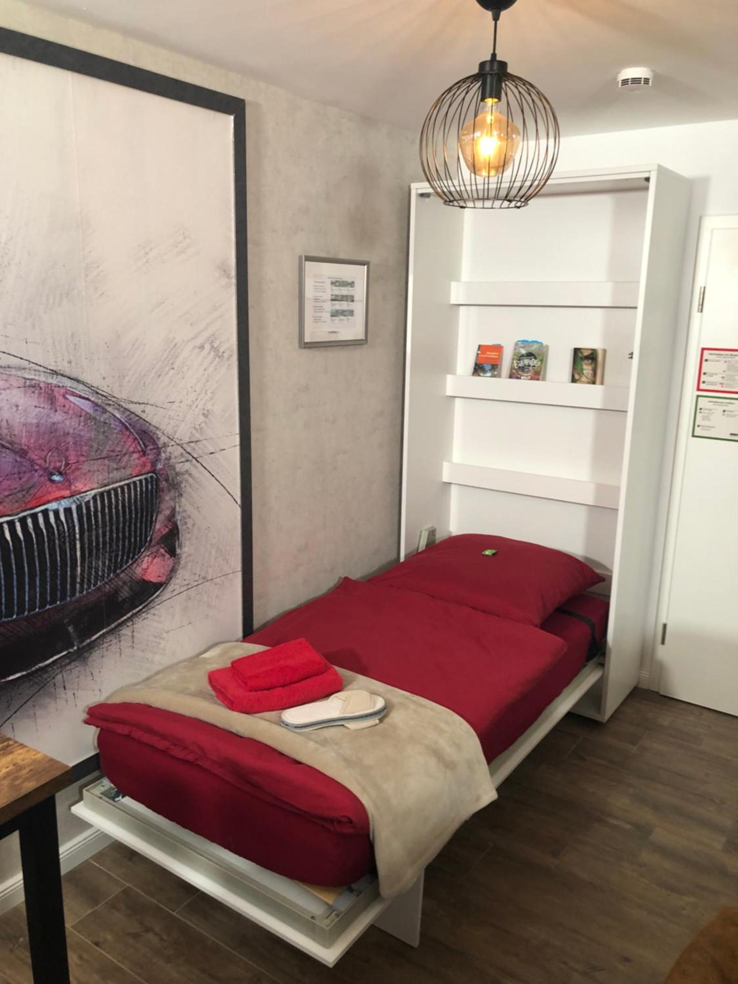 Stylisches Maybach Appartement Mit Terrasse Fuer 5 Personen, 5 Betten, Grosse Kochinsel, Homeoffice Mit 250Mbit Wlan Aidlingen Esterno foto